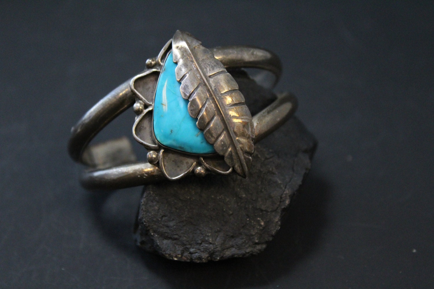 Sterling Silver Old Pawn Native American Navajo Turquoise Leaf Cuff ...