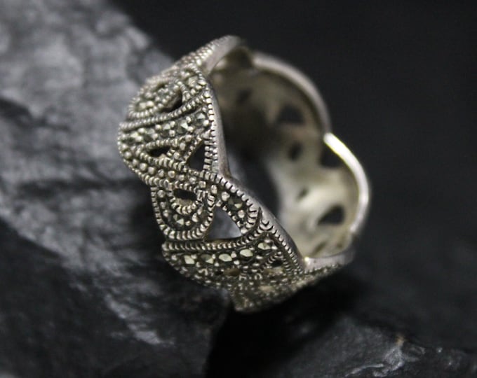 Sterling Silver Marcasite Vintage Art Deco Filigree Cutout Ring Size 8, Silver Lace Ring, Marcasite Art Deco Cutout Pattern Ring Size 8