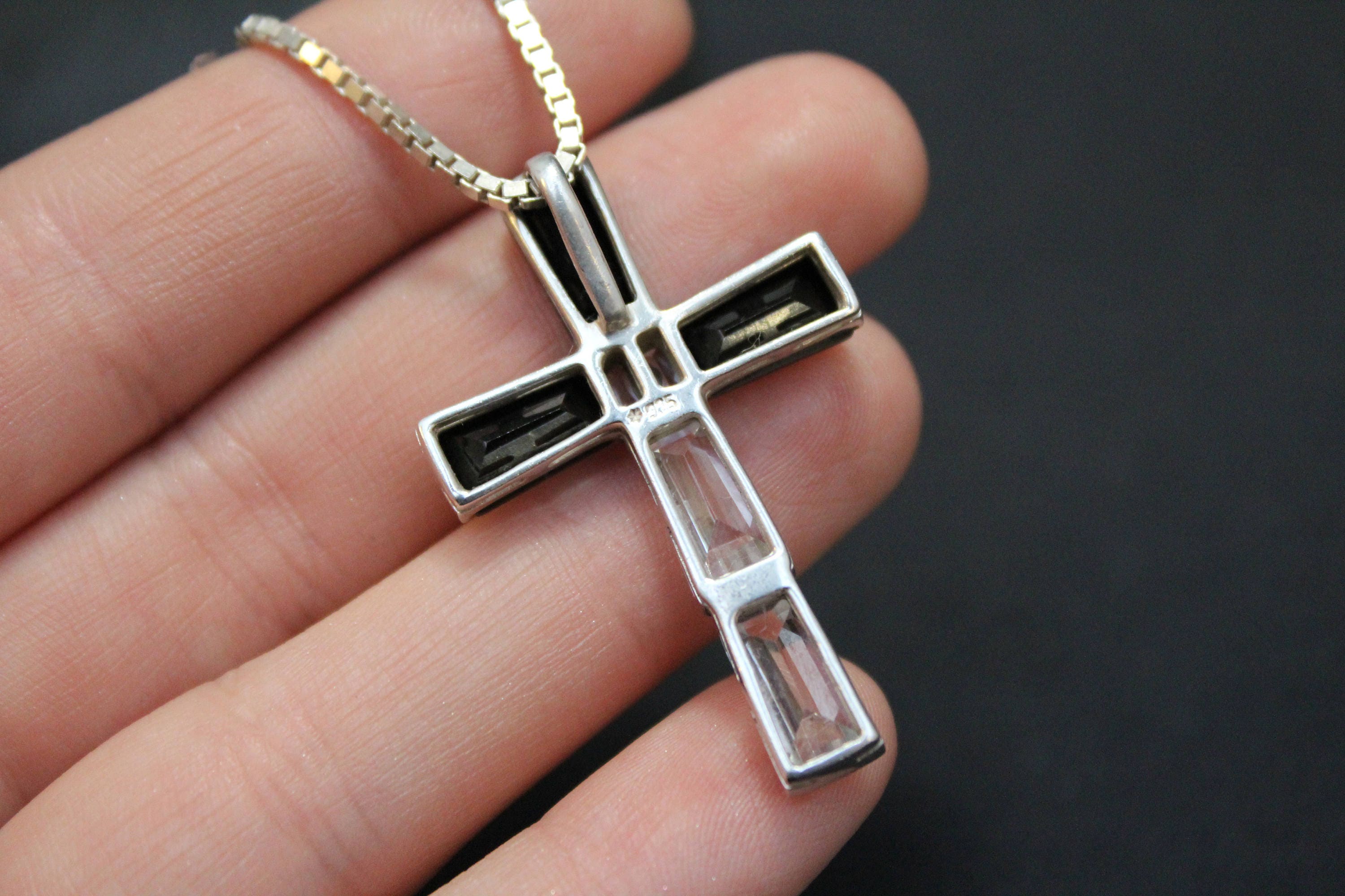 18K Gold And Silver Plated HipHop Catholic Big Cross Gothic Cross Pendant  Long Chain For Men And Women Perfect Gift 2178 From Sjtrg, $14.52 |  DHgate.Com