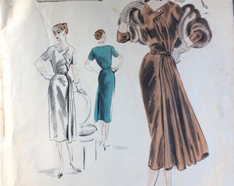 Vogue Couturier Design 639, 1951, Two Piece Skirt Joins Bodice At Waistline, Rare, 34 Bust