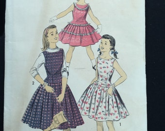 Vintage Advance 7795; 1950's; size 14, Bust 32