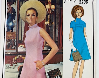 Vogue Paris Original 2206, Molymeux, 1969, Size 12,Bust 34, Hip 36