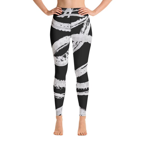 Patterned Leggings | Womens Yoga Leggings | Workout Leggings | Black White Printed Leggings | Yoga Pants | Gym Fitness Leggings | Yoga Gifts
