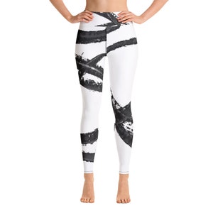 Patterned Leggings | Womens Yoga Leggings | Workout Leggings | Black White Printed Leggings | Yoga Pants | Gym Fitness Leggings | Yoga Gifts