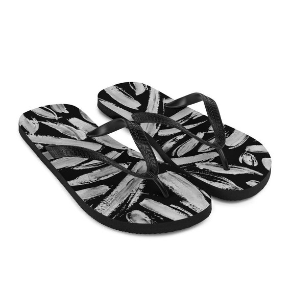 Imperfect Leaves Flip-Flops