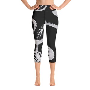 Black and White Capri Leggings | Plus Size Leggings | Printed Leggings | Casual Leggings | Trendy Fitness Leggings | Women Sportswear