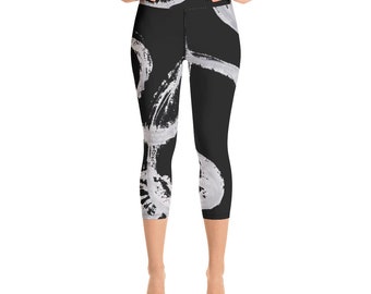 Black and White Capri Leggings | Plus Size Leggings | Printed Leggings | Casual Leggings | Trendy Fitness Leggings | Women Sportswear