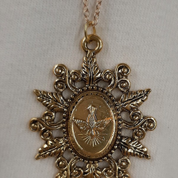 Lovely Swirled Leafy Starburst Descending Dove of The Holy Spirit Etched Religious Medal Goldtone Religious Devotional Pendant Necklace