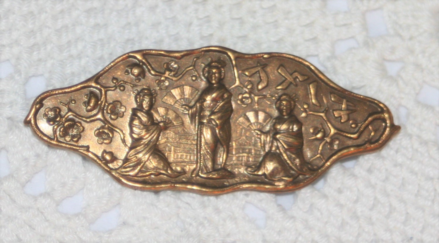 Unique Sloped Rim Brasstone Sculpted Japanese Ladies With
