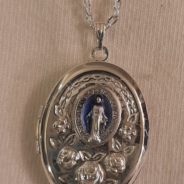 Lovely Raised Rose Cluster Silvertone Blue Finished Our Lady Miraculous Mary Immaculate Religious Medal Oval Locket Necklace