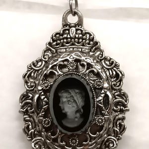 West Germany Cameo Necklace - Etsy