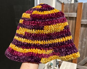 Scrappy velvet bucket hat (jewel tones)