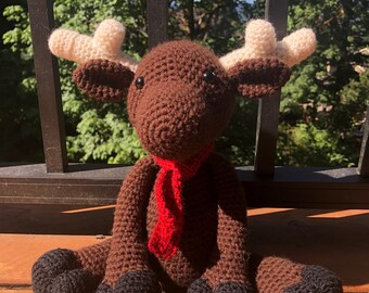 Crochet moose / deer / elk / antlers / woodland / forest / Canada / hooves / cute / handmade / amigurumi / acrylic yarn / scarf / winter