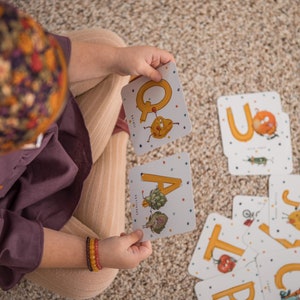 Tarjetas flash del alfabeto español, tarjetas ABC, actividades para niños pequeños, actividades preescolares, regalos para niños pequeños, niños pequeños Montessori, aprendizaje y escuela. imagen 5