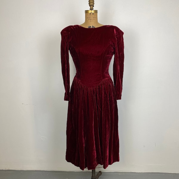 Vintage 1980s Red Velvet Party Dress, Long Sleeve Midi Velvet Dress, Special Occasion, 80s Fashion, 80s Prom, Holiday Party, Christmas Dress