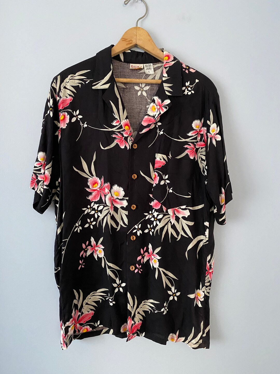 1970's Barefoot in Paradise Hawaiian Shirt Size L