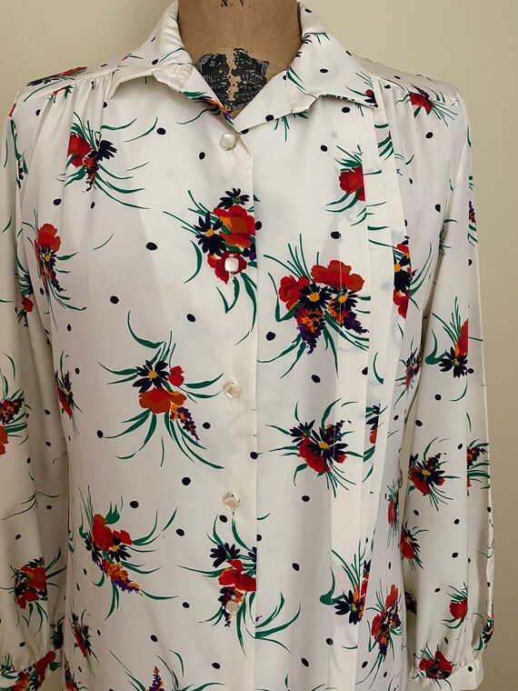 Vintage Lanvin Floral Shirtdress, 1970s Mod Flora… - image 10