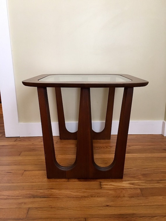Mid Century Modern Bassett Furniture Glass Top End Table With