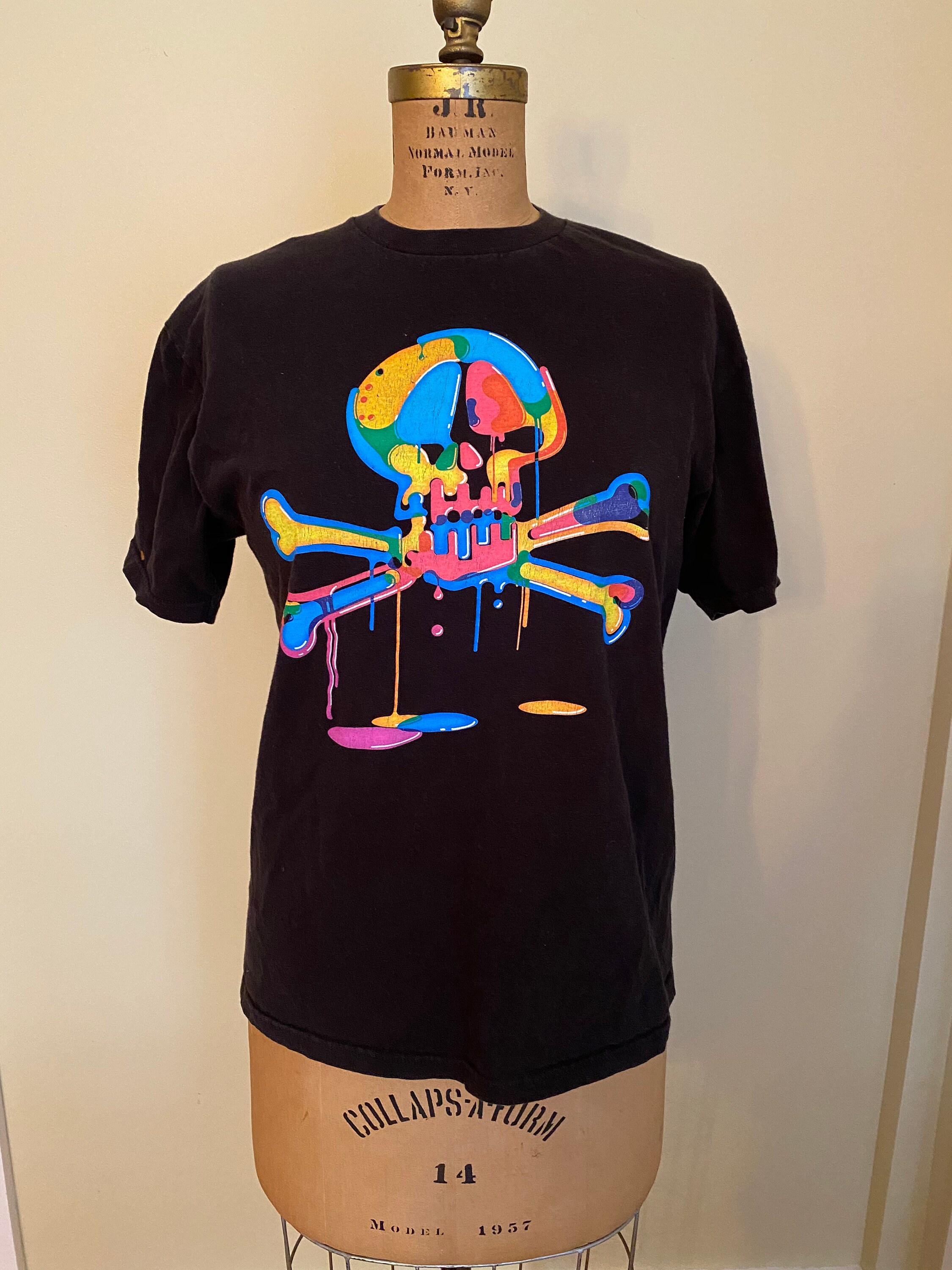 Vintage Stussy skull monogram t shirt size L - second wave vintage store