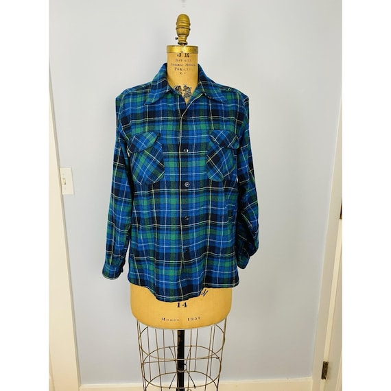 Vintage Pendleton Board Shirt Medium Blue Plaid Wool, Loop Collar