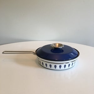 Vintage Cathrineholm Norway Skillet, Blue Lotus Cathrineholm Lidded Pan, Grete Prytz Kittelson, Frying Pan with Lid, Scandinavian Kitchen