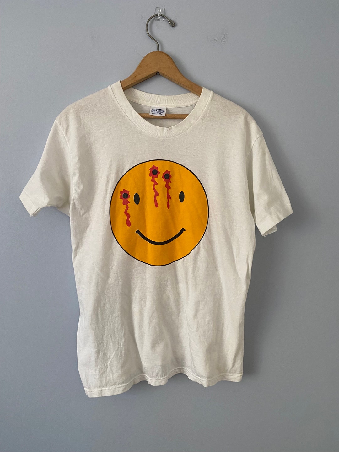 Vintage Headshot Smiley Face T-shirt, Size Large (fits