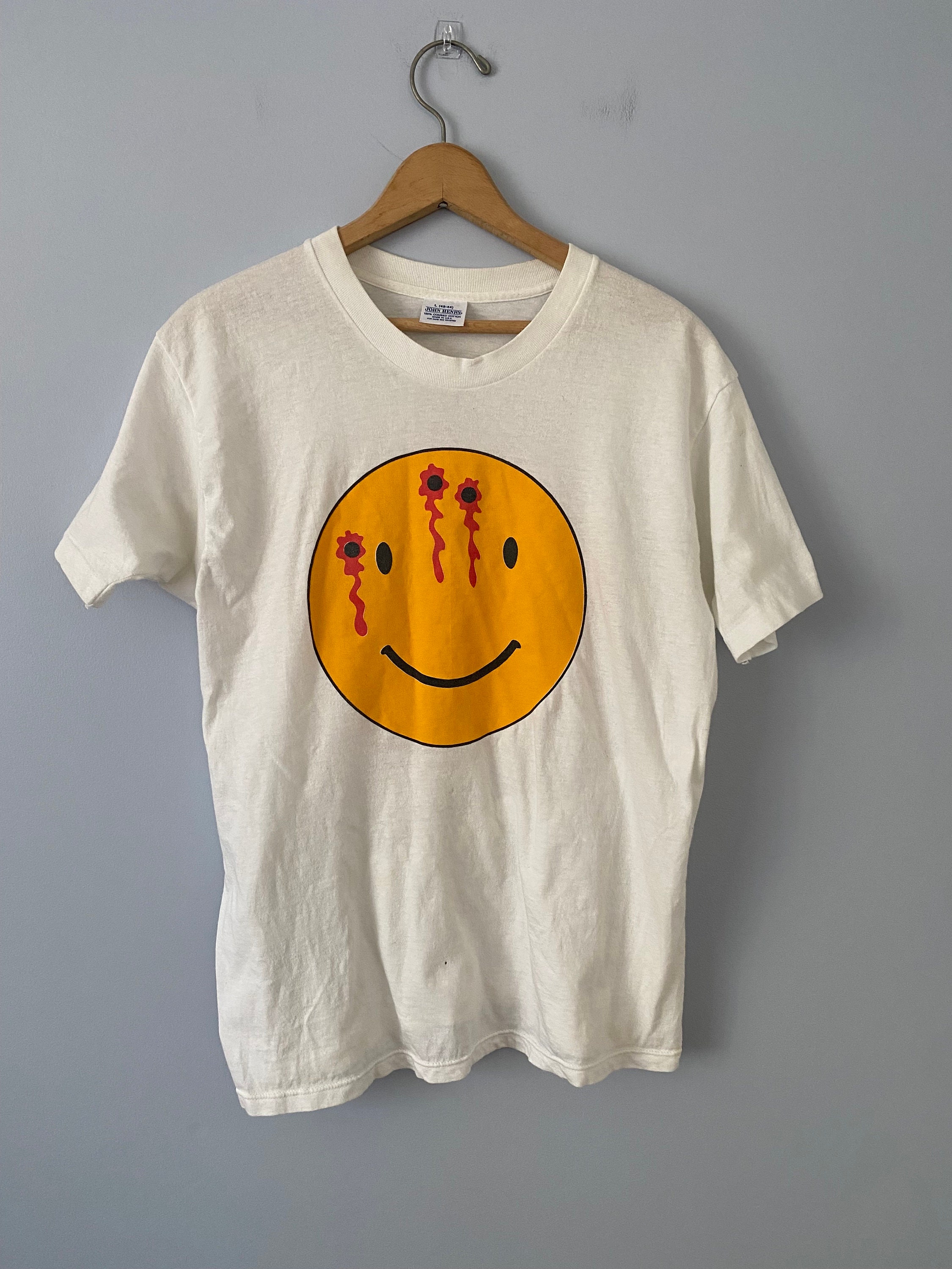 HOWLIN'｜SHORT-SLEEVED ROUND NECK T-SHIRTS (SMILING FACE Smiling Faces Tee