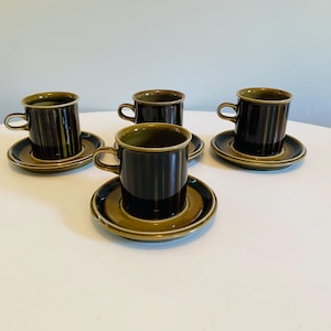 Arabia Finland Kosmos Espresso Cups and Saucers, Set of 4, Gunvor Olin-Grönqvist, Made in Finland, Olive Green Colorway Mugs