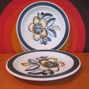 Mid Century Scandinavian Stavengerflint Serving Plate, Set of 2 - 13&quot;, Senja Norway, Danish Modern, Platters, Floral Design, Inger Waage