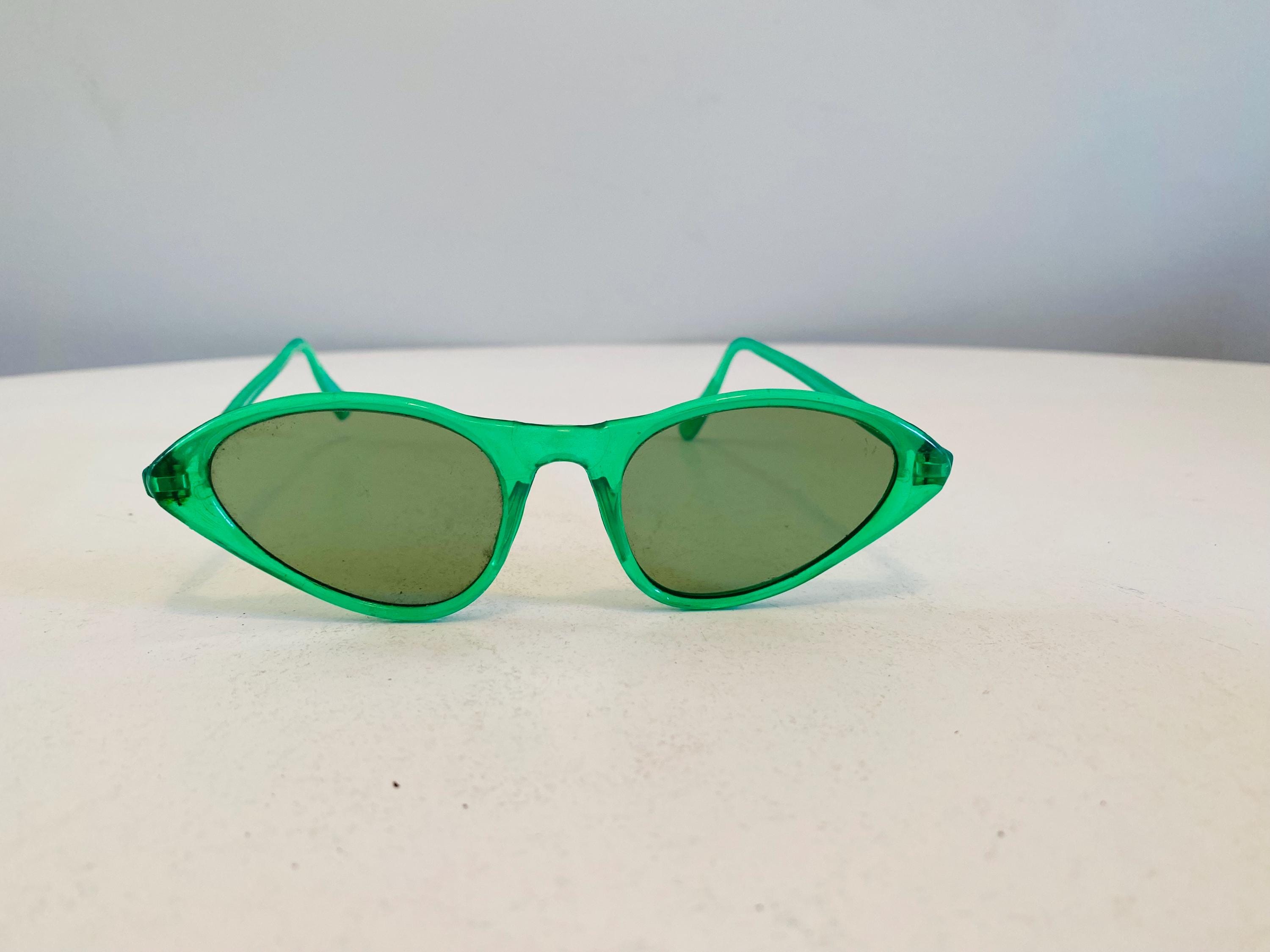 Vintage Cat Eye Sunglasses, Protex Deadstock 1950s/1960s Sunglasses, Green Frame Vintage Cat Eye Sunglasses, Protex Deadstock 1950s/1960s  main image 3