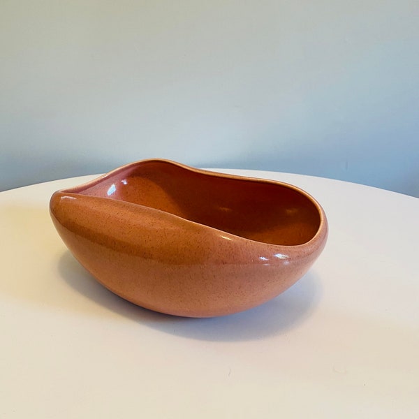 Vintage Russel Wright American Modern Coral Serving Bowl, Steubenville, Vegetable Bowl, Coral Pink, Mid Century Modern, Organic Shaped Bowl