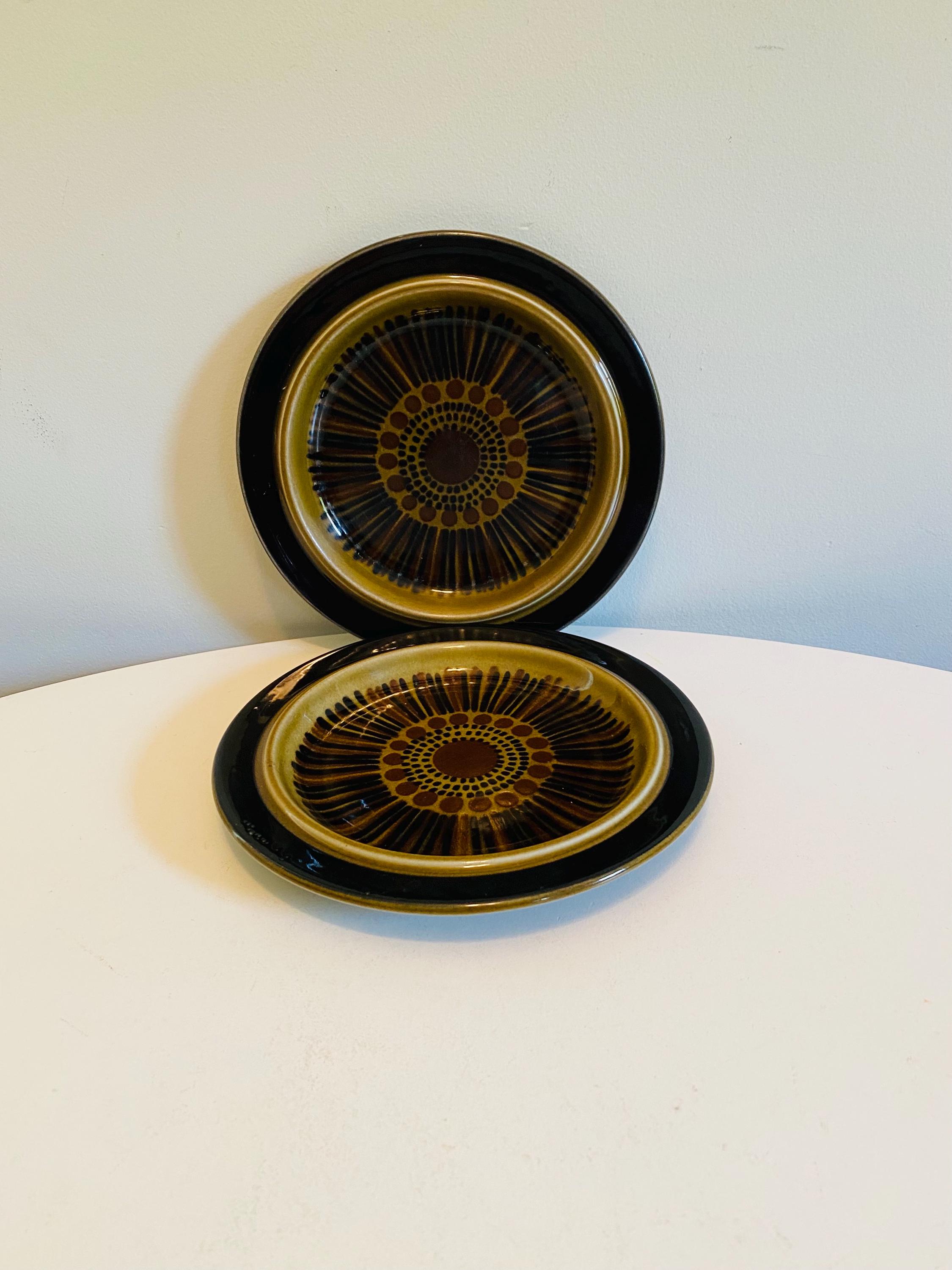 Arabia Finland Kosmos 8" Salad Plates, Set of 2, Arabia Plates, Gunvor Olin-Grönqvist, Made in Finland, Olive Green Colorway