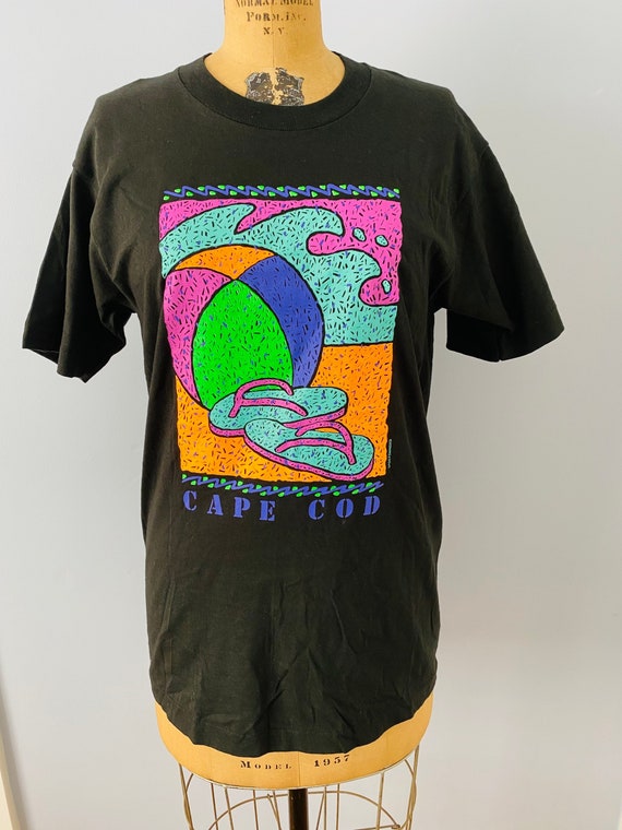 Vintage Cape Cod Souvenir T-shirt, 1980s / 1990s Neon Tee With Flip Flops,  Neon Color 90s Tee, Beach Apparel, Single Stitch, New Old Stock -   Canada
