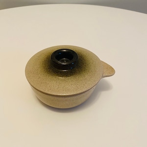 Vintage Edith Heath Piatto di casseruola coperto individuale in ceramica, Mare e sabbia, Ceramica moderna della metà del secolo, Stoviglie moderne, Casseruola alata