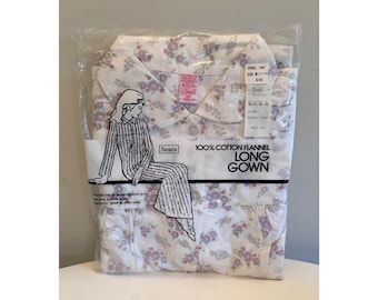 Vintage Sears Cotton Flannel Long Nightgown Med Floral Print Peter Pan Collar