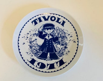 Vintage Tivoli Annual Plate with Sailor Boy, 1977, Designed by Richardt Branderup, Danish Modern Plate, Wall Plate, Danish Modern Wall Decor