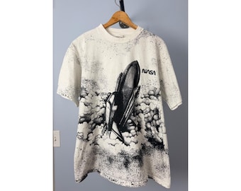 Vintage AOP NASA Space Shuttle Graphic White T-Shirt Size L Rudman Made In USA