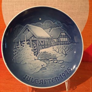 1975 Royal Copenhagen Bing & Grondahl Blue and White Porcelain Christmas Plate, Denmark, Christmas at the Old Water Mill, Collectible Plate image 1