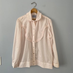 Vintage Rockmount Ranch Women&#39;s Pink and White Striped Western Shirt with Pearl Snaps, Size S / M, Made in USA, Tru-West, Ruffled Rodeo Top