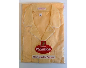 Pijama de hombre vintage, nuevo, de stock antiguo, color amarillo, talla B, pantalón largo y manga larga.