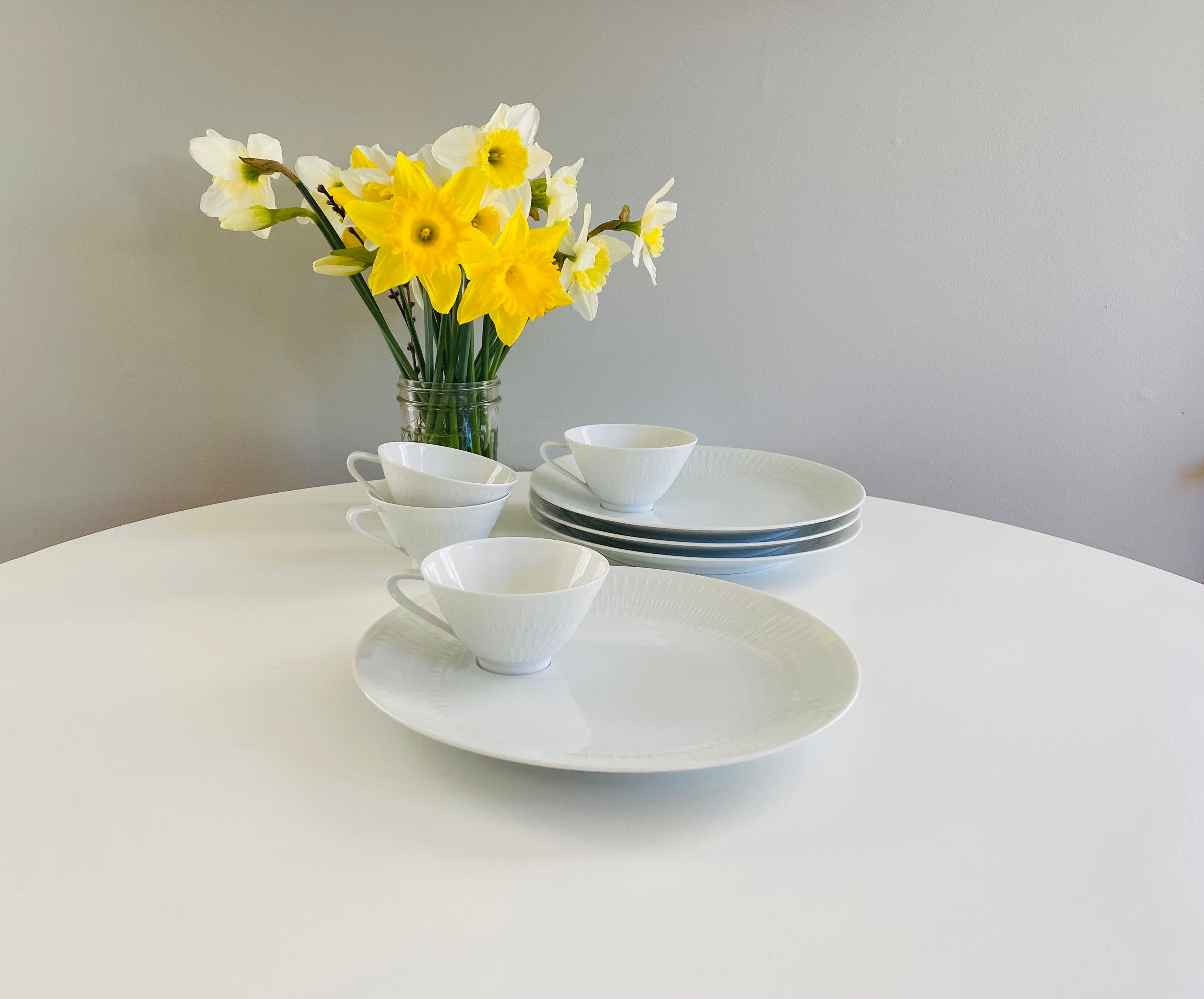 Vintage Lorenz Hutschenreuther Snack Plate and Cup Set, Apart