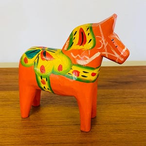 Vintage Orange Dala Horse, Swedish Dala Horse Figurine, Hand Painted Dala Horse, Wooden Dala, Scandinavian Decor, Swedish Folk Art Horse