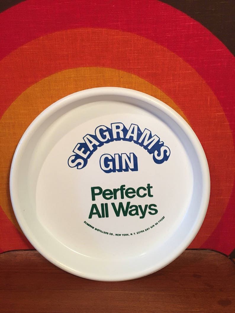 Vintage Beer Tray, Plastic Drink Serving Tray, Ballantine Beer, Ruppert Knickerbocker, Seagram's Gin, Collectible Bar Tray, Retro Bar Prop Seagram's Gin