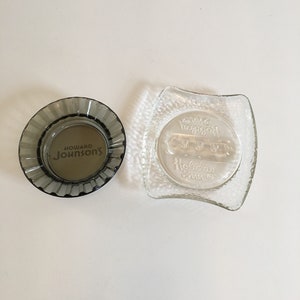 Vintage Pair of Holiday Inn & Howard Johnson&#39;s Ashtrays, Set of 2, Glass Ashtray, Vintage Hotel Ashtray, Souvenir Mid Century Hotel Ashtray