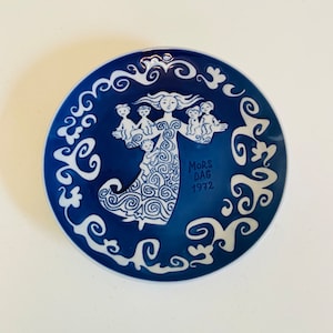Vintage Mother&#39;s Day Collectible Plate by Royal Copenhagen, 1972 Mors Dag, Royal Copenhagen Porcelain, Made In Denmark, Mother&#39;s Day Gift