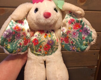 Vintage peppermint rose bunny