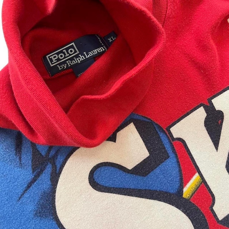 Vintage 2000’s Polo Ralph Lauren ski graphic tee