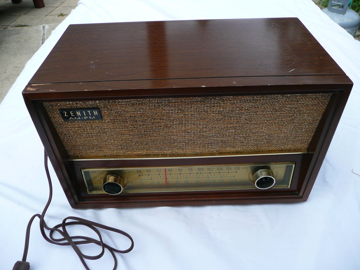 vintage zenith am fm tube radio