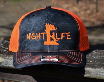 Night Life Coon Hunting Richardson Snapback Mesh Trucker Hat