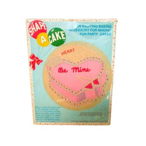 Shape a Cake Aluminum Cutter Heart Shaped Wedding, Valentine&#39;s Day, Anniversary